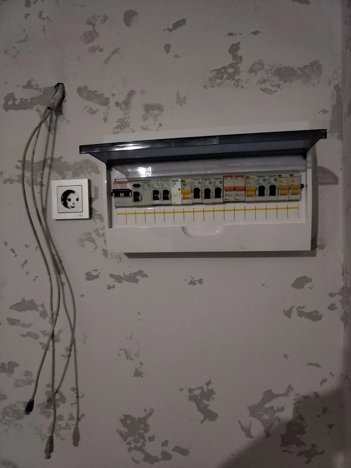 Электромонтажные работы